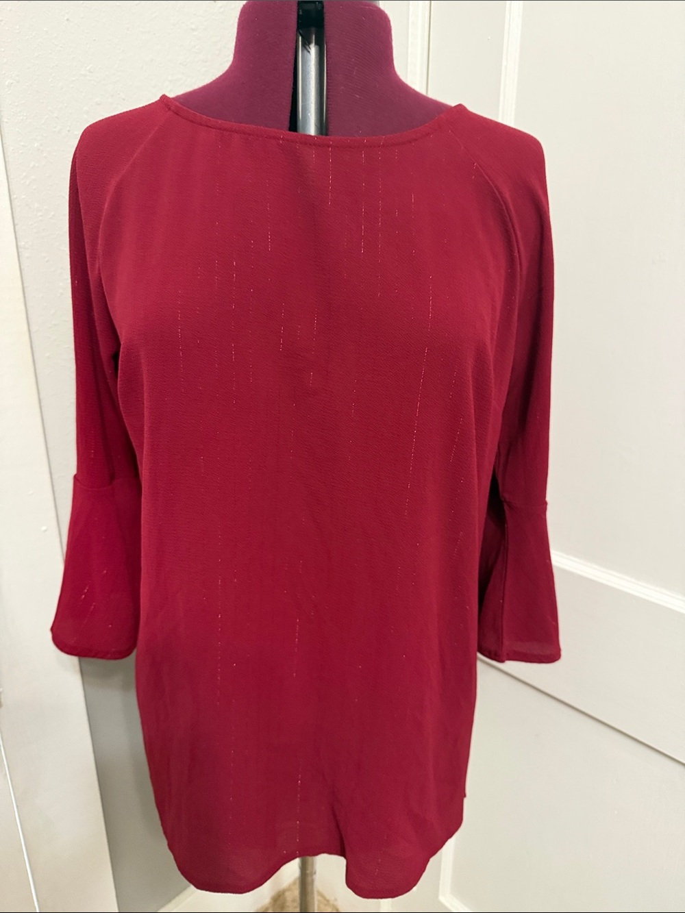Red Three-Quarter Sleeve Top